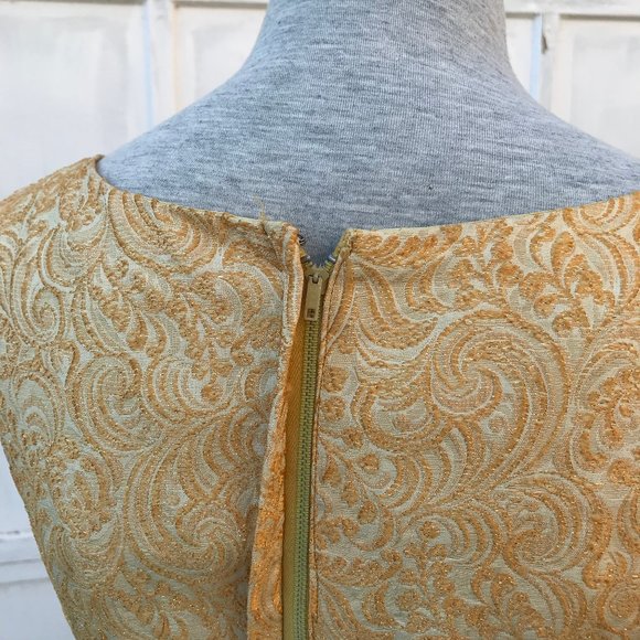 Francis Gale Gold Metallic Brocade Dress Asymmetric Waist Detail Vintage 1960s - Picture 5 of 9